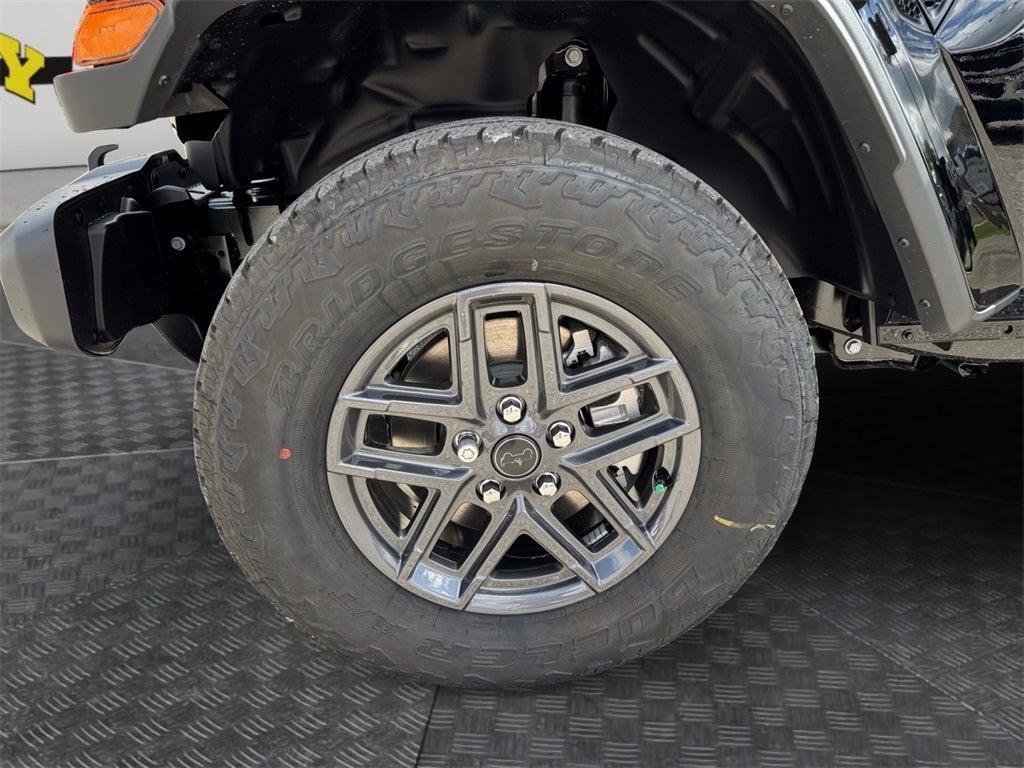 new 2025 Jeep Gladiator car, priced at $47,521