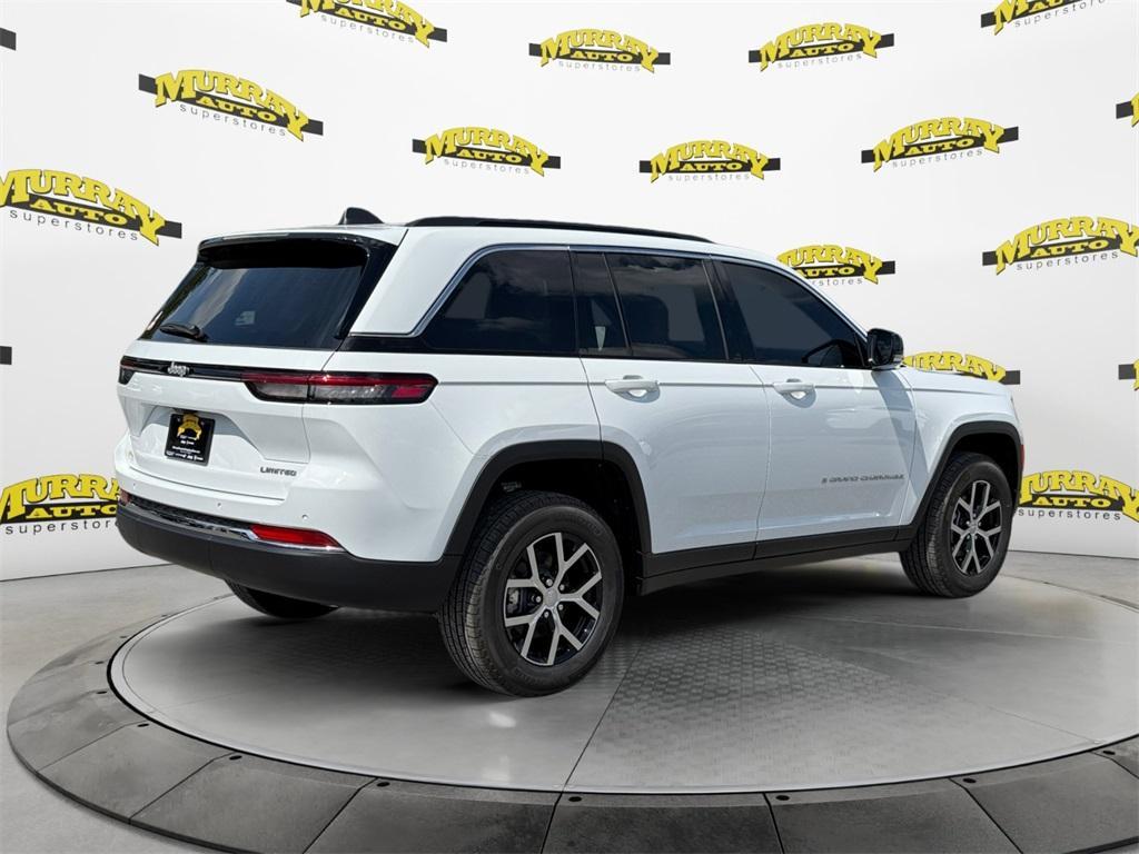 new 2025 Jeep Grand Cherokee car, priced at $38,888