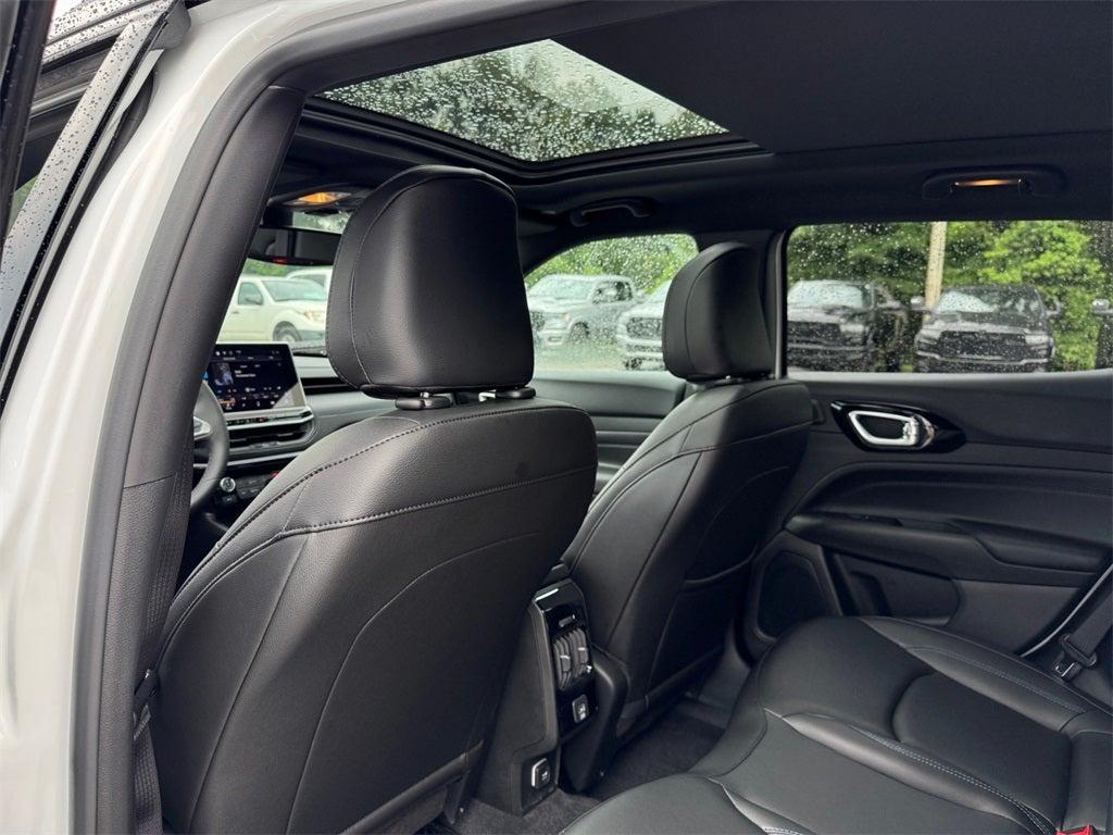 new 2025 Jeep Compass car, priced at $36,733
