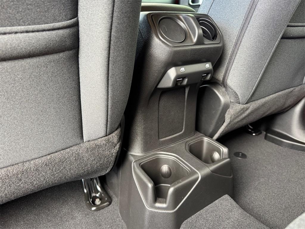 new 2025 Jeep Wrangler car, priced at $63,702