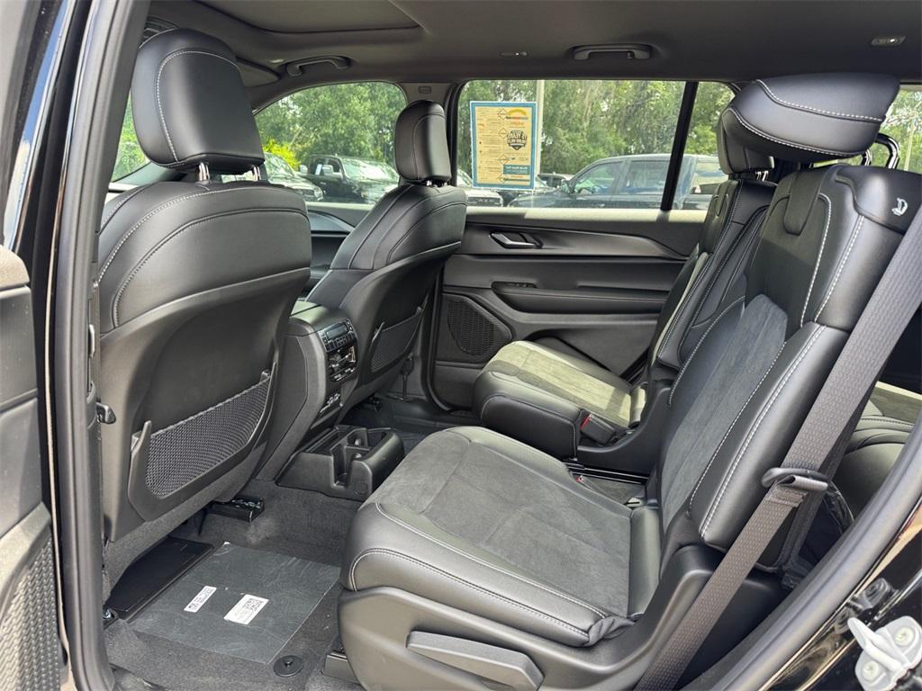 new 2025 Jeep Grand Cherokee L car, priced at $41,309