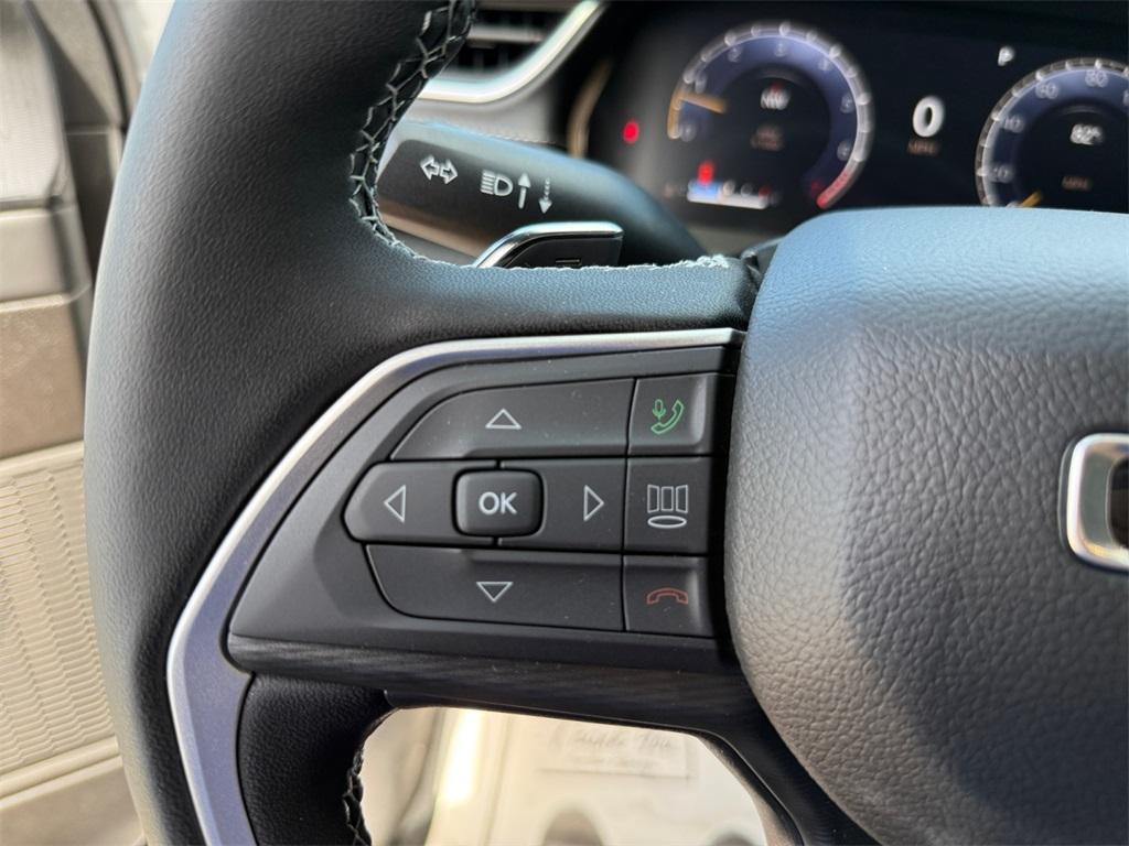 new 2025 Jeep Grand Cherokee L car, priced at $37,555
