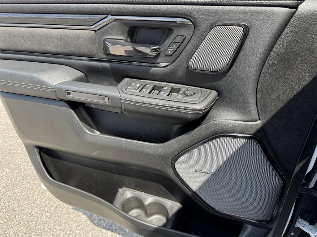 new 2025 Ram 1500 car, priced at $59,693