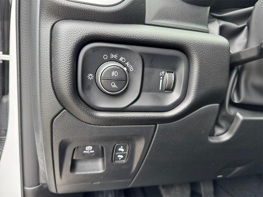 new 2025 Ram 1500 car, priced at $41,519