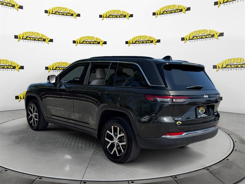 used 2024 Jeep Grand Cherokee car, priced at $38,418
