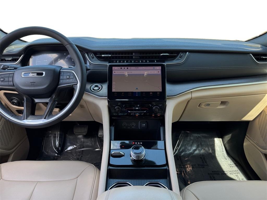 used 2024 Jeep Grand Cherokee car, priced at $37,000