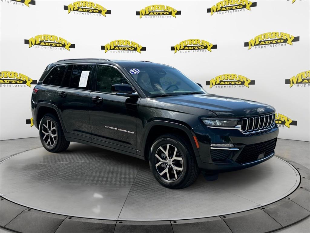 used 2024 Jeep Grand Cherokee car, priced at $37,000