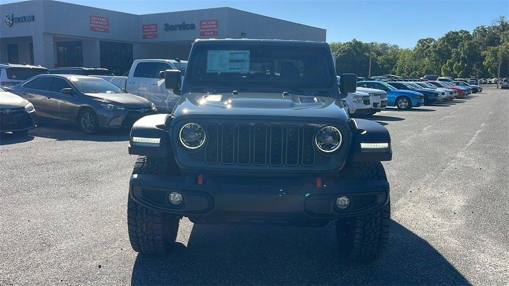 new 2024 Jeep Gladiator car, priced at $57,400