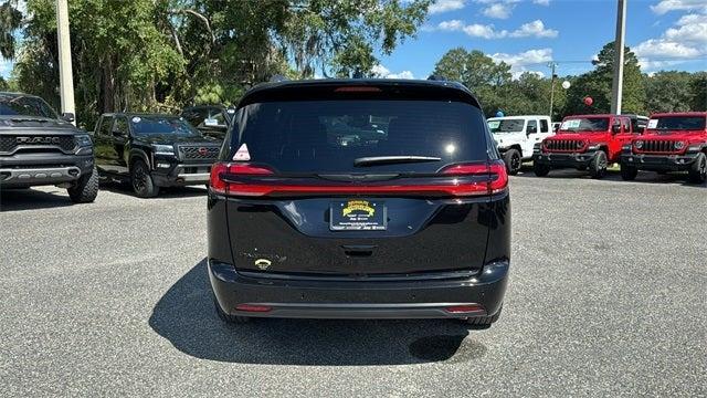 new 2024 Chrysler Pacifica car, priced at $39,995