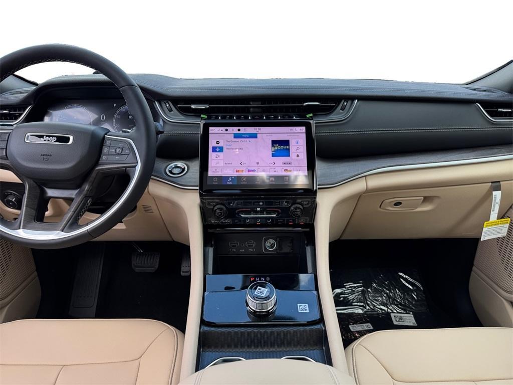 new 2025 Jeep Grand Cherokee L car, priced at $45,941