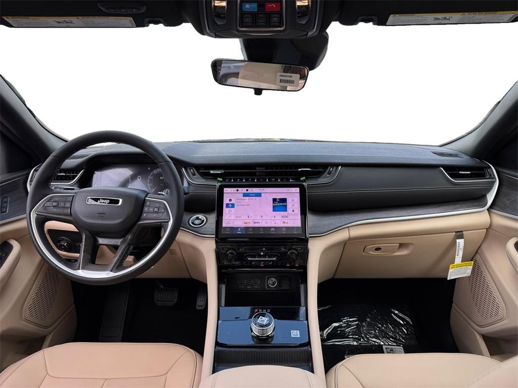 new 2025 Jeep Grand Cherokee L car, priced at $45,941