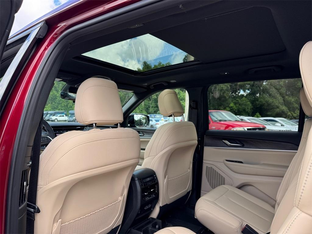 new 2025 Jeep Grand Cherokee L car, priced at $45,941