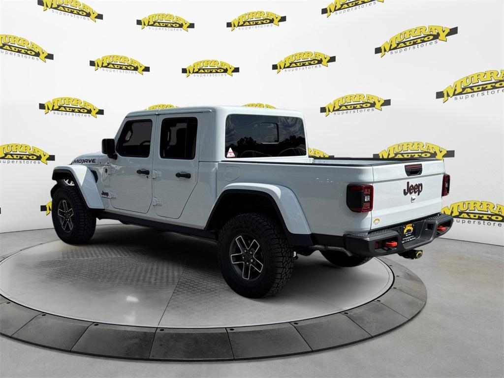 new 2025 Jeep Gladiator car, priced at $50,082