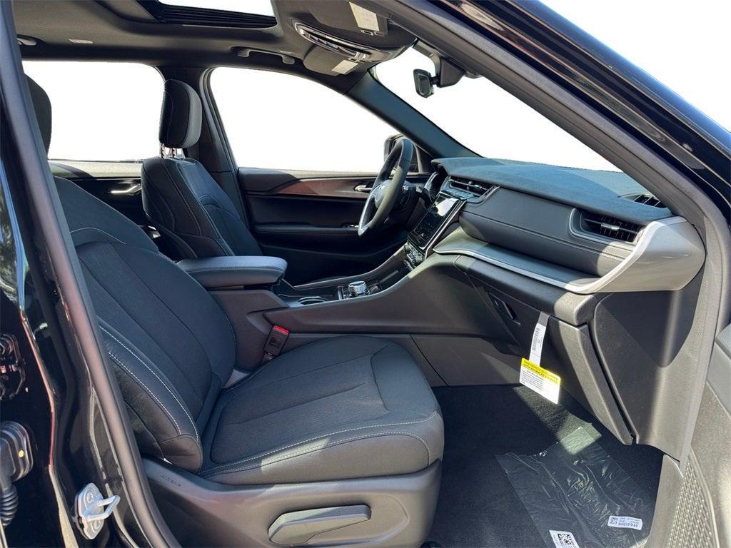 new 2025 Jeep Grand Cherokee L car, priced at $38,451