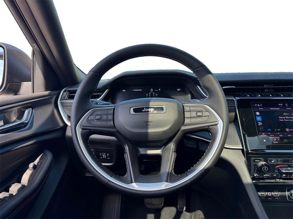 new 2025 Jeep Grand Cherokee L car, priced at $38,451