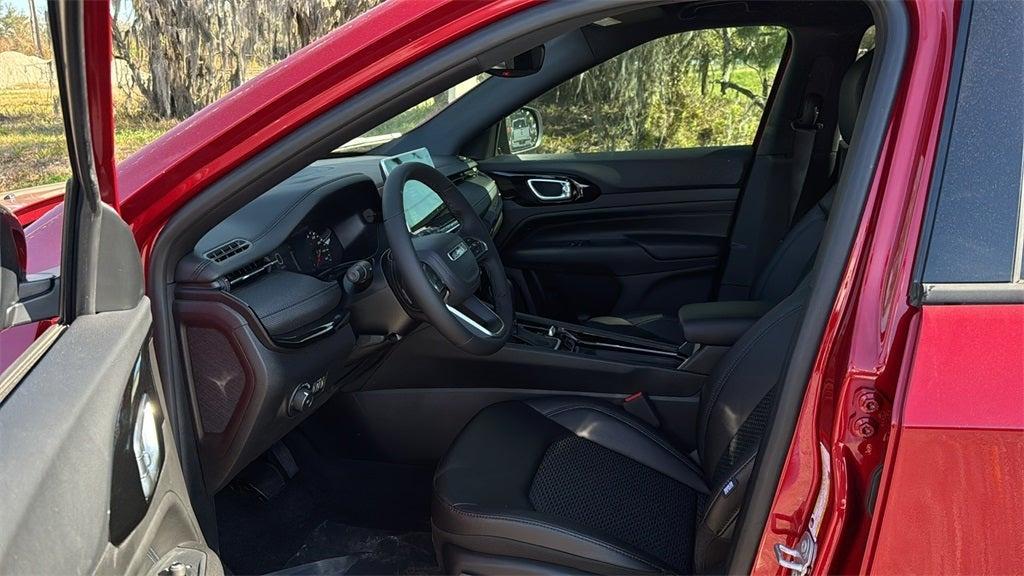 new 2025 Jeep Compass car, priced at $28,208