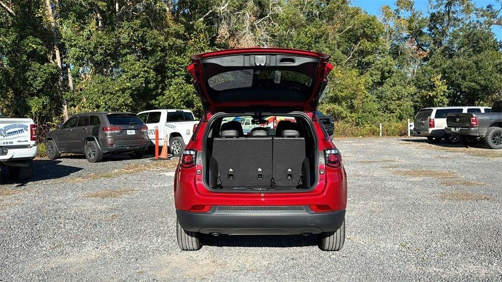 new 2025 Jeep Compass car, priced at $25,999