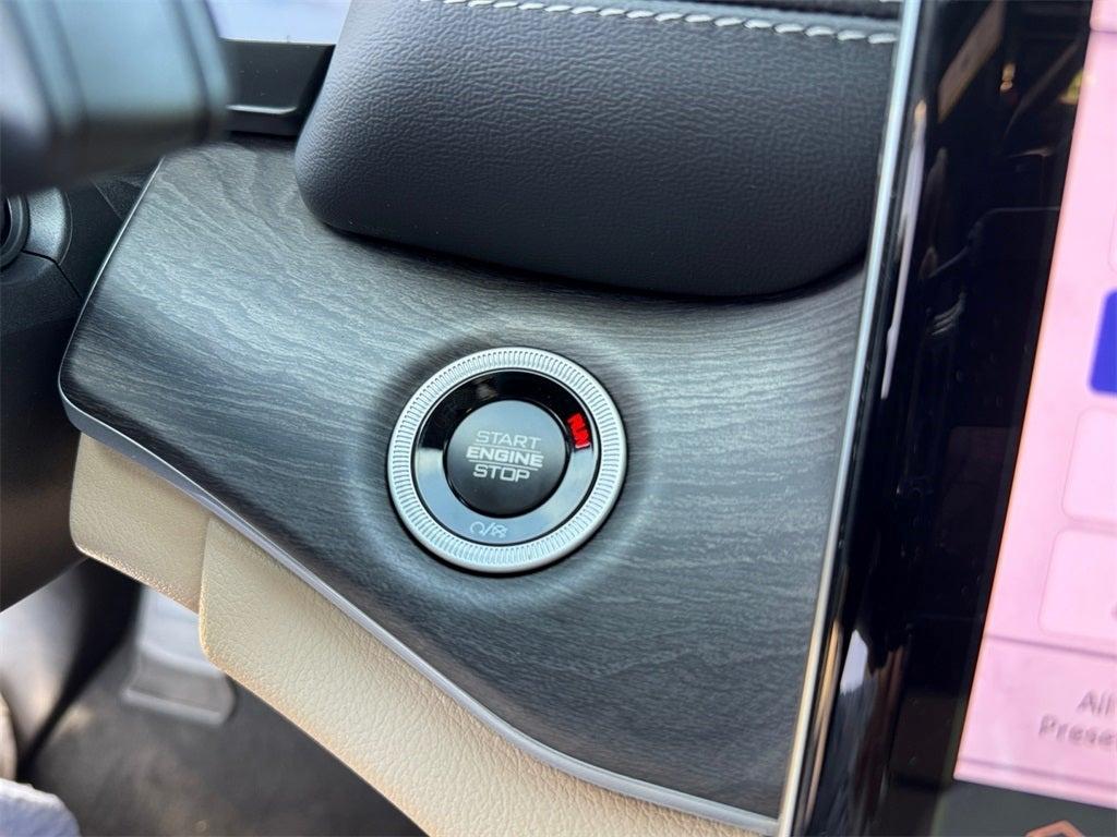 new 2025 Jeep Grand Cherokee L car, priced at $47,011