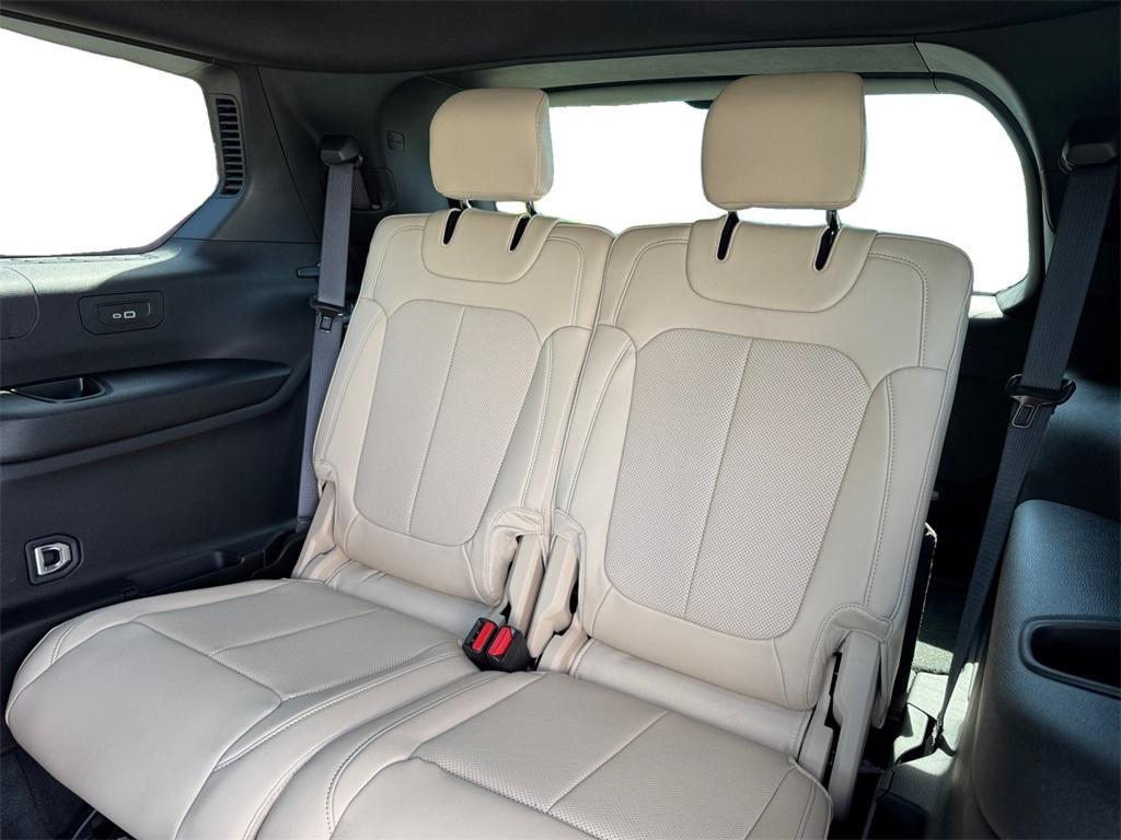 new 2025 Jeep Grand Cherokee L car, priced at $48,026