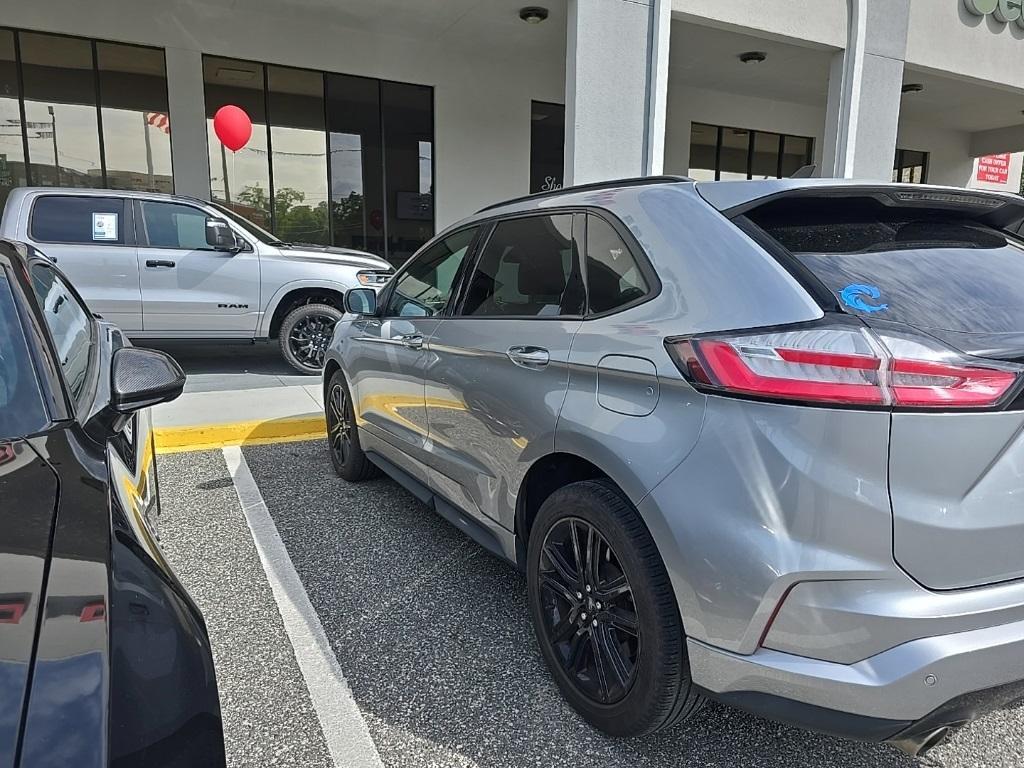 used 2021 Ford Edge car, priced at $27,526