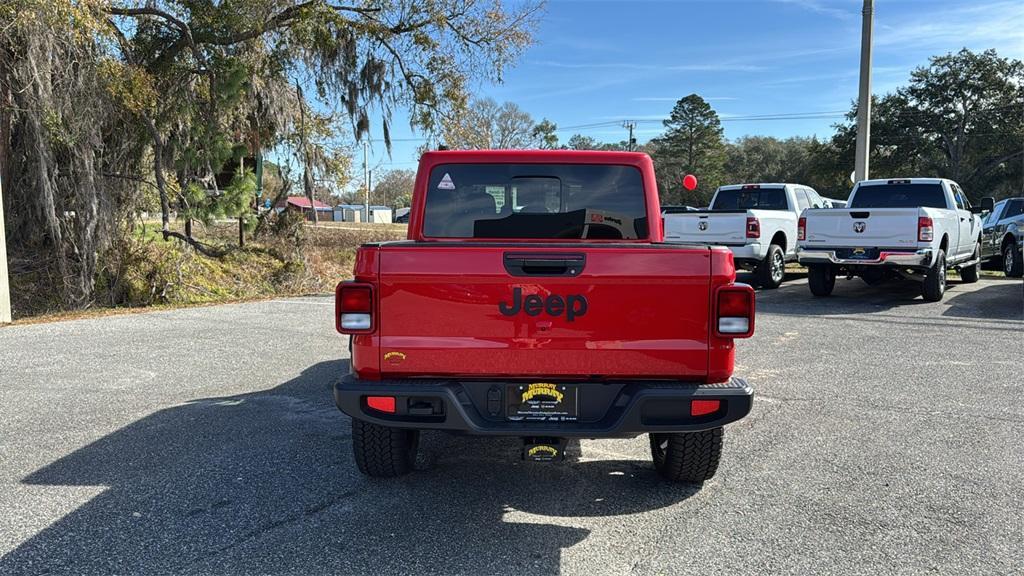 new 2025 Jeep Gladiator car, priced at $43,735