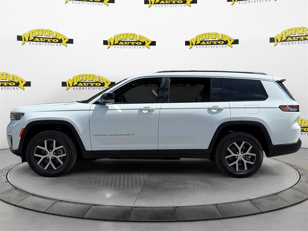 new 2025 Jeep Grand Cherokee L car, priced at $45,614