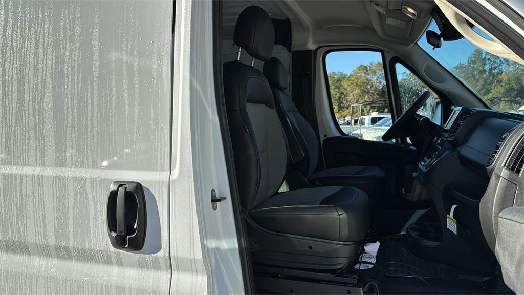 new 2025 Ram ProMaster 1500 car, priced at $43,999