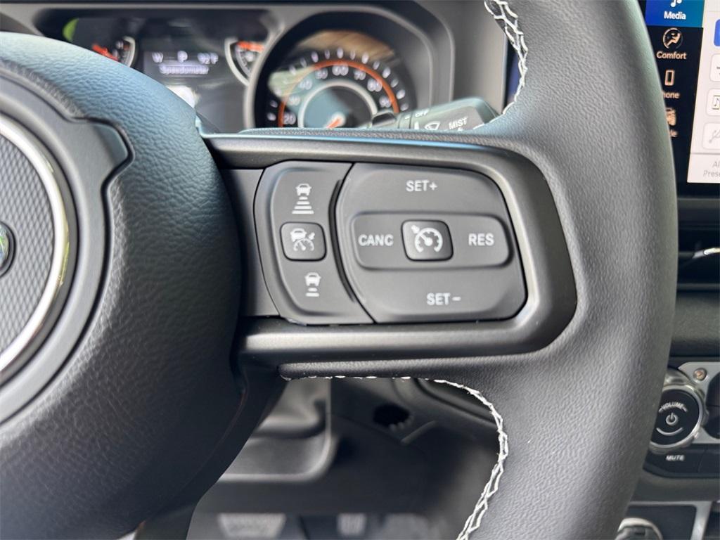 new 2025 Jeep Wrangler car, priced at $42,429