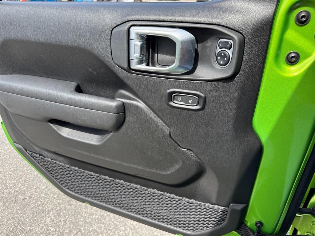 new 2025 Jeep Wrangler car, priced at $42,429