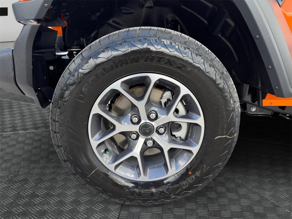 new 2025 Jeep Wrangler car, priced at $42,894