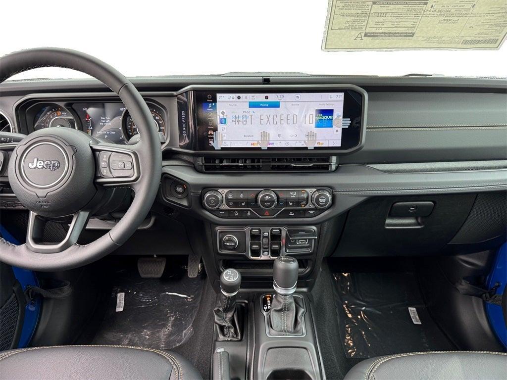new 2025 Jeep Gladiator car, priced at $44,066