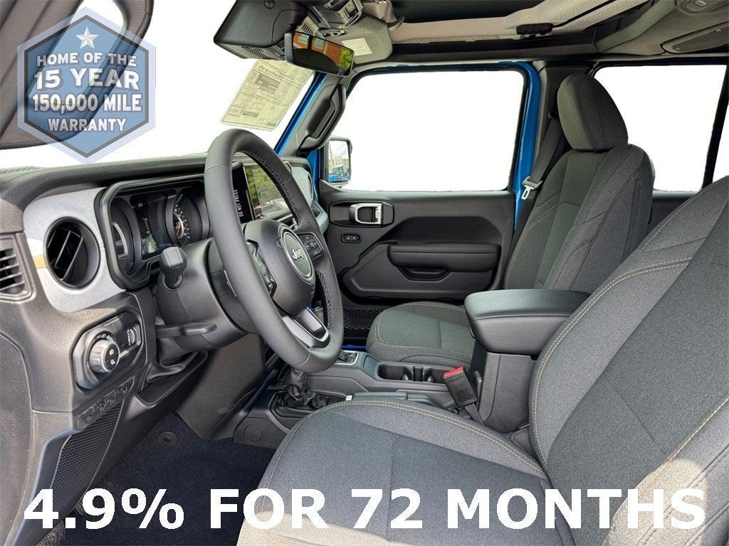 new 2025 Jeep Gladiator car, priced at $42,908