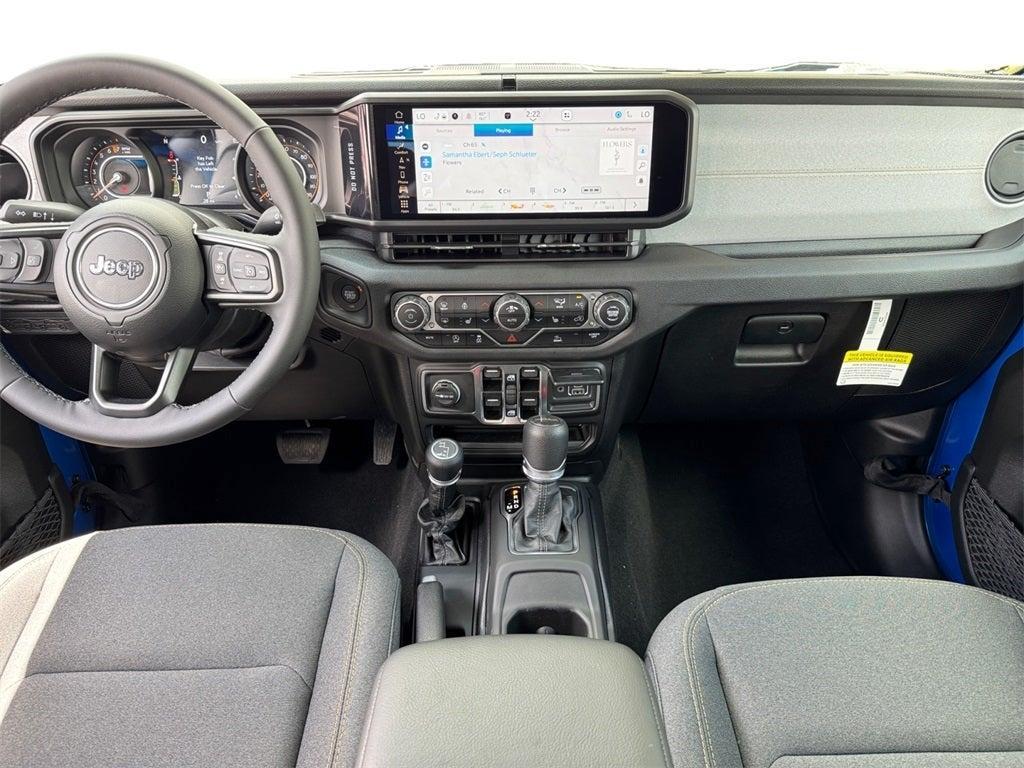 new 2025 Jeep Gladiator car, priced at $47,521