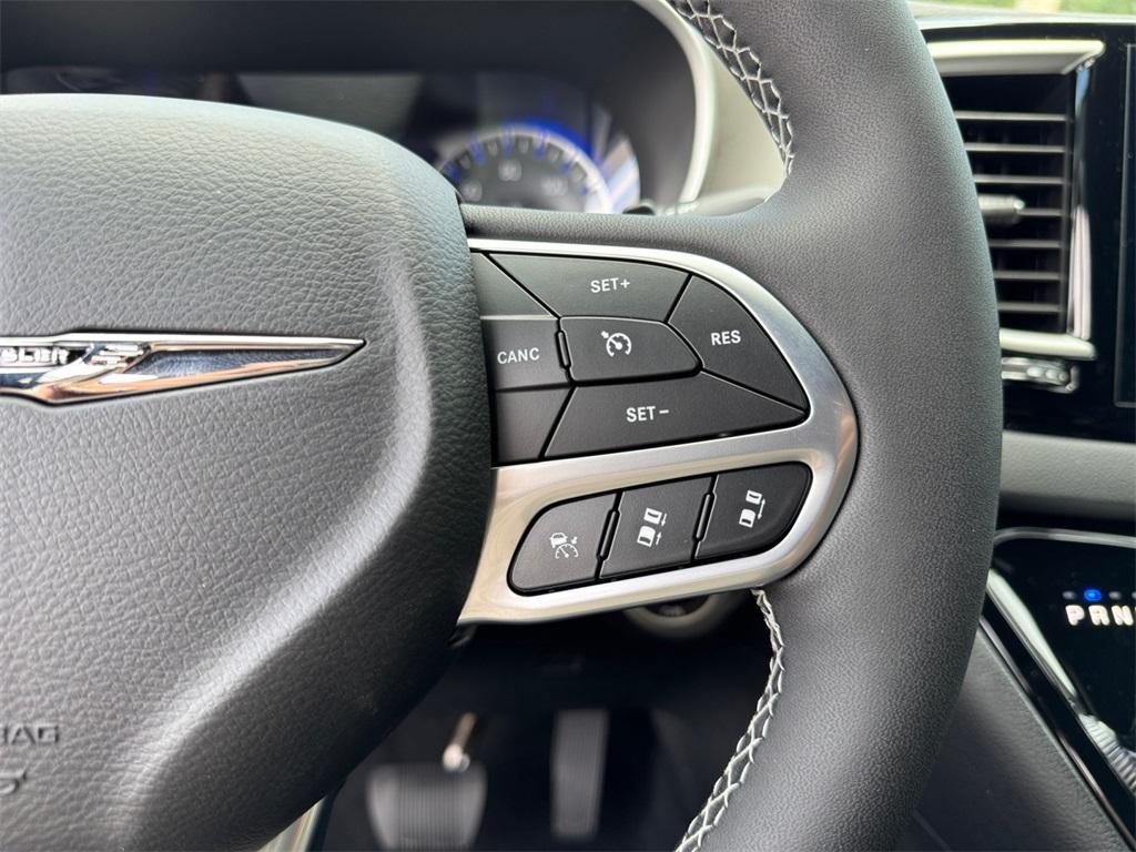 new 2025 Chrysler Voyager car, priced at $36,310