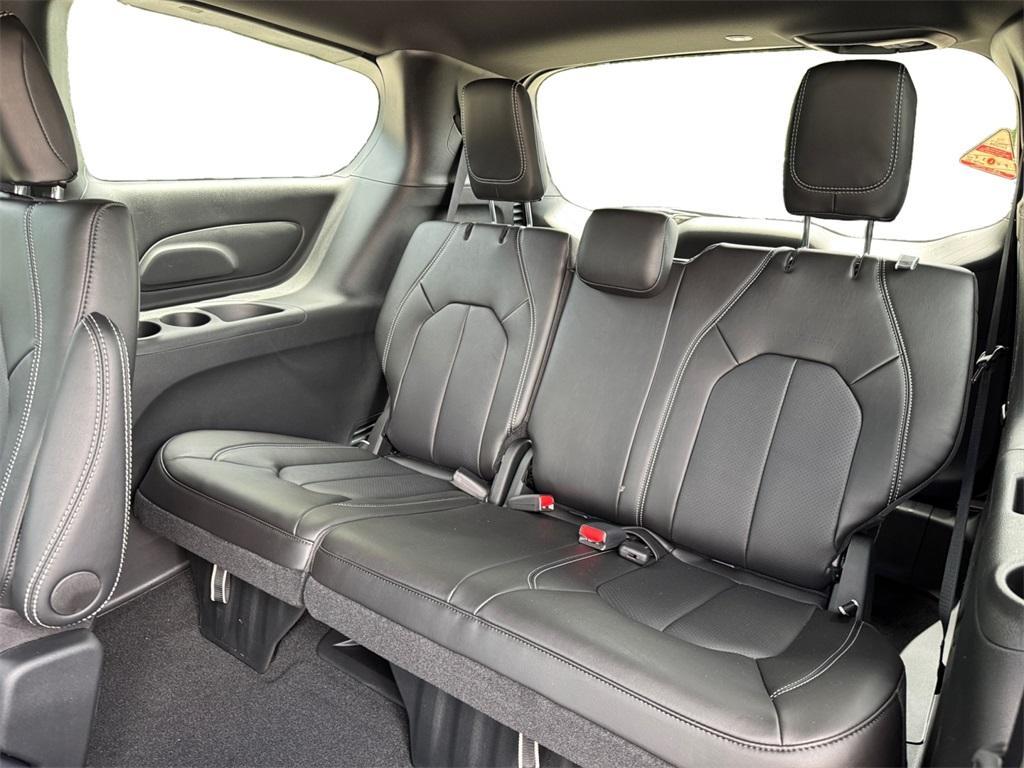 new 2025 Chrysler Voyager car, priced at $36,310
