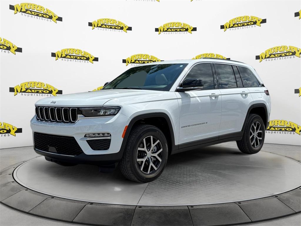 new 2025 Jeep Grand Cherokee car, priced at $41,311