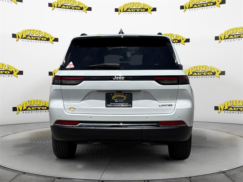 new 2025 Jeep Grand Cherokee car, priced at $41,311