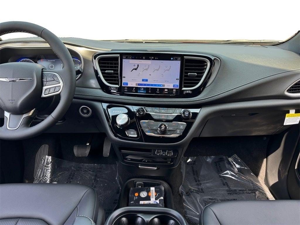 new 2025 Chrysler Pacifica car, priced at $48,172