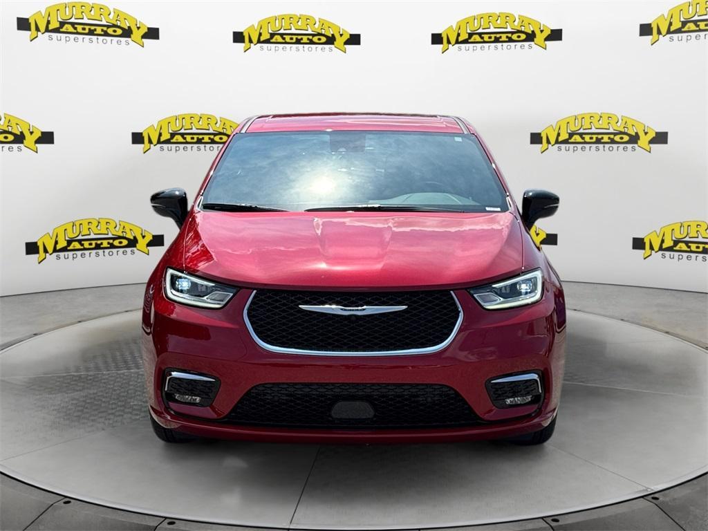 new 2025 Chrysler Pacifica car, priced at $48,172