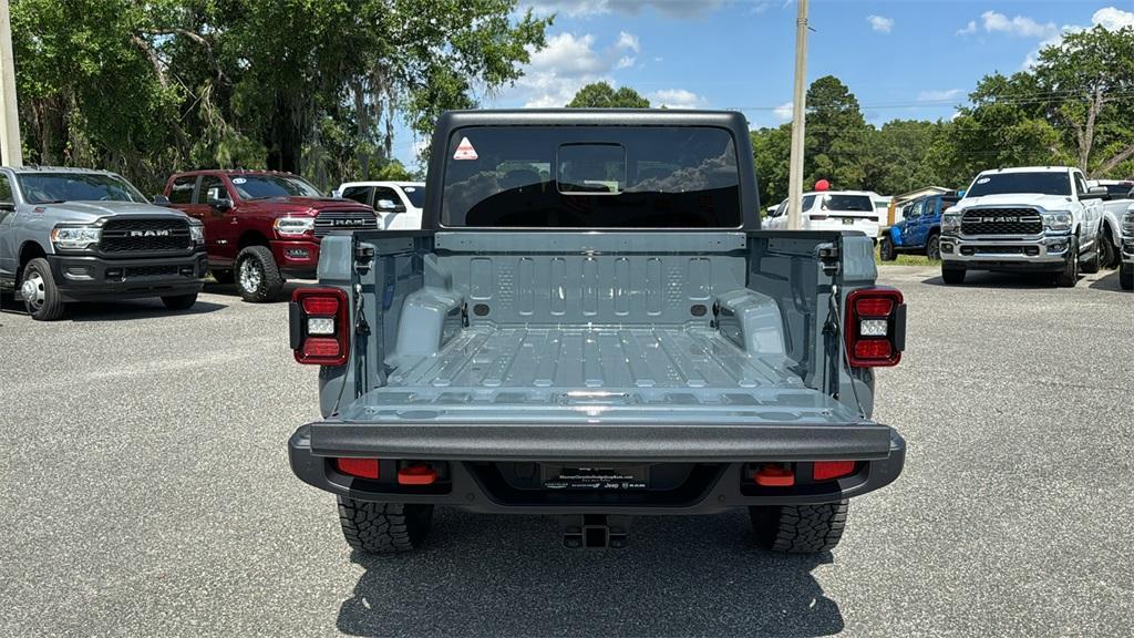 new 2024 Jeep Gladiator car, priced at $56,900