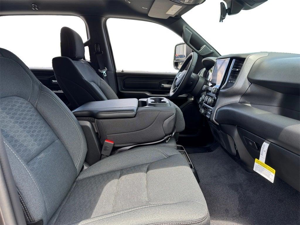 new 2025 Ram 1500 car, priced at $45,777