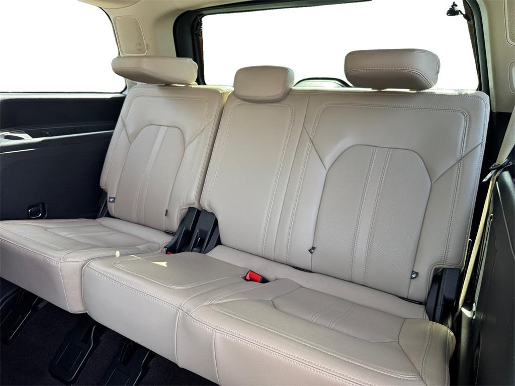 used 2023 Ford Expedition car, priced at $44,651