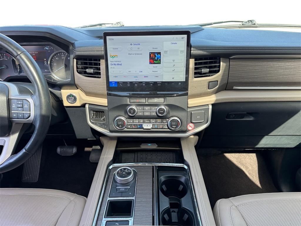 used 2023 Ford Expedition car, priced at $44,651