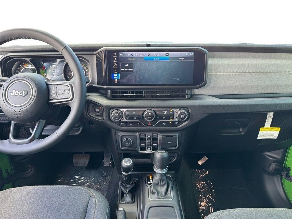 new 2025 Jeep Wrangler car, priced at $58,093