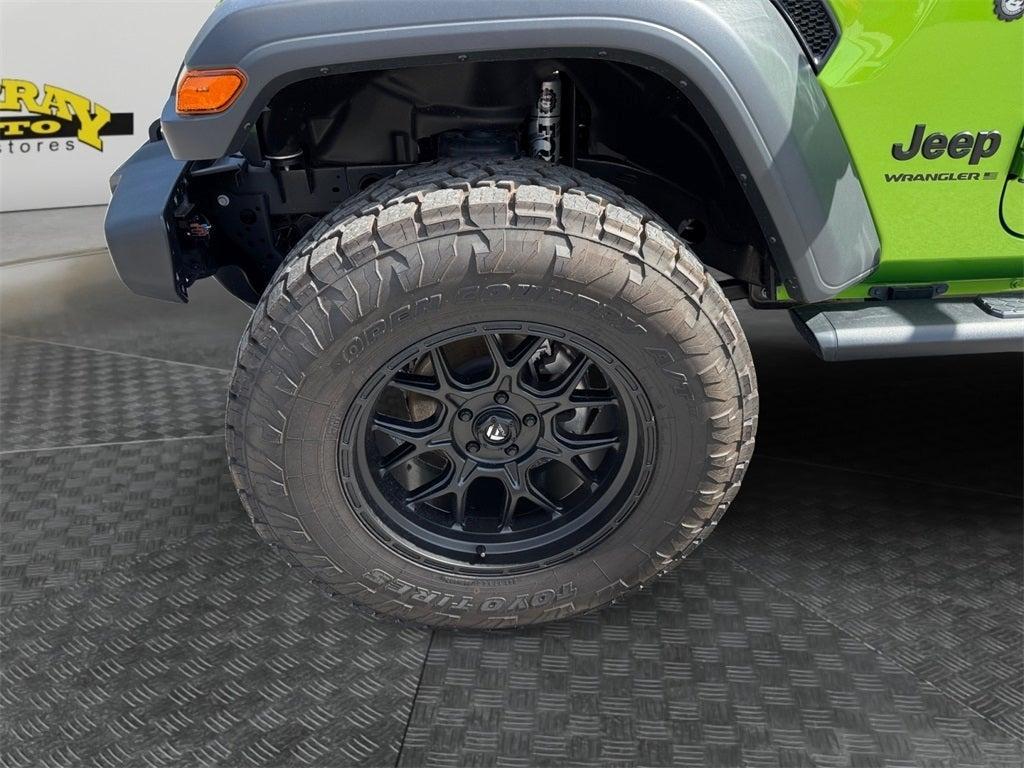 new 2025 Jeep Wrangler car, priced at $58,093