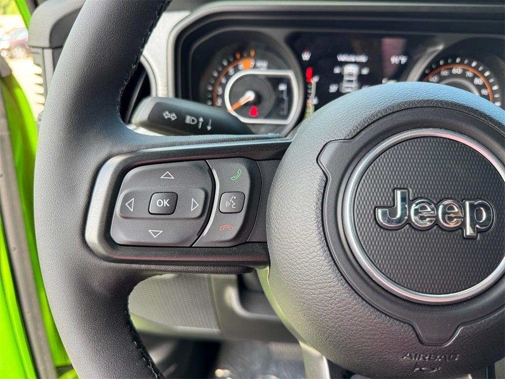 new 2025 Jeep Wrangler car, priced at $58,093