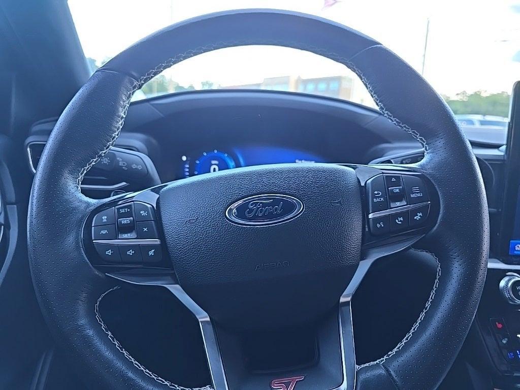 used 2022 Ford Explorer car, priced at $39,088