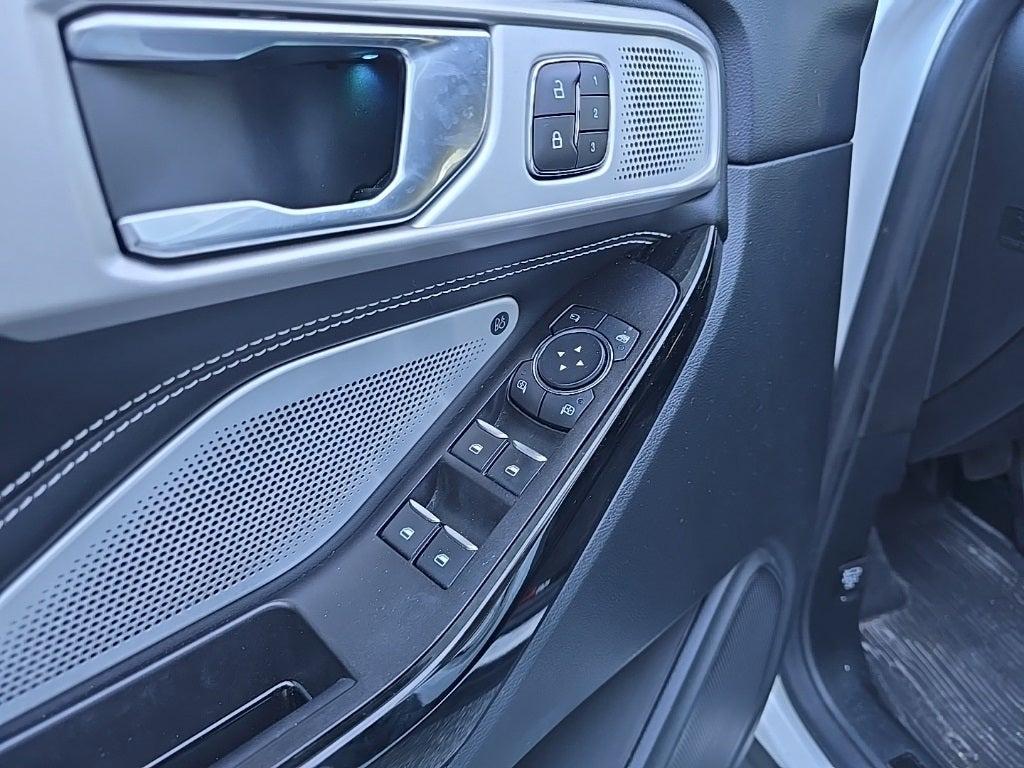 used 2022 Ford Explorer car, priced at $39,088