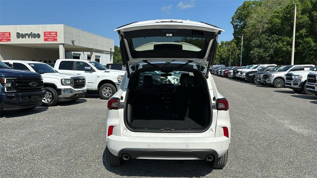 used 2023 Ford Escape car, priced at $27,400