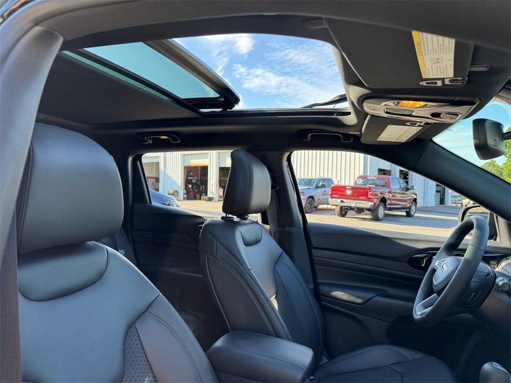 new 2025 Jeep Compass car, priced at $31,859